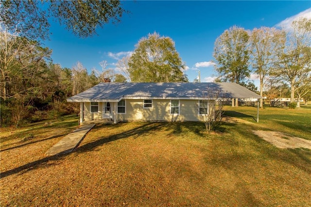 view of front of home with a front yard