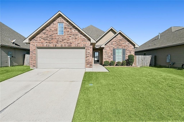 view of front of house with a front lawn