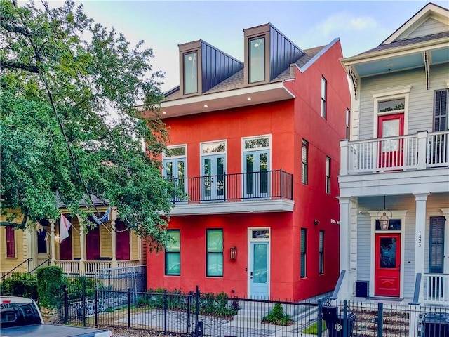 exterior space with a fenced front yard