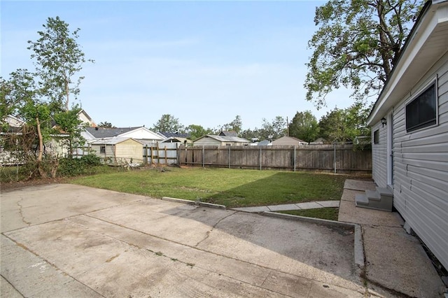 view of yard with a patio area