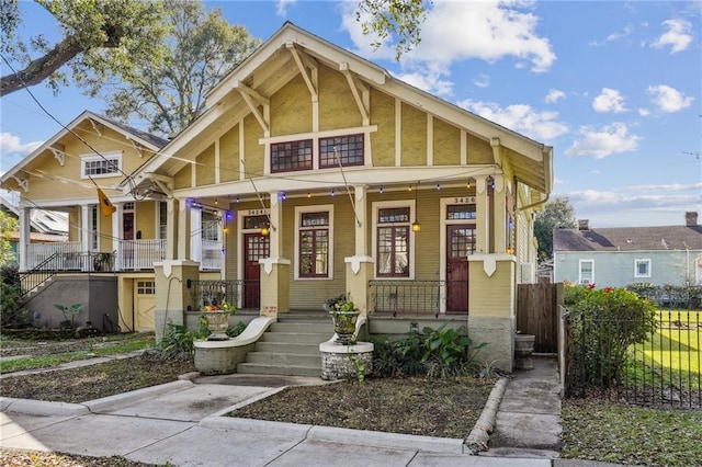 view of front of house with covered porch