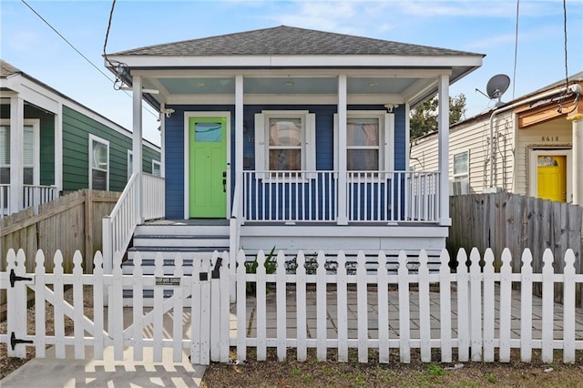 view of front of home with covered porch