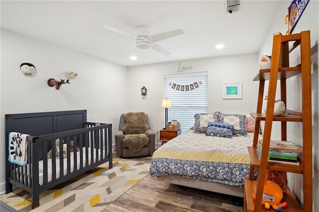 bedroom featuring ceiling fan