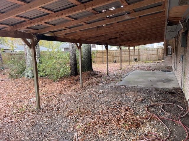 view of yard with a patio area