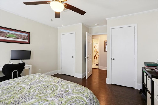 bedroom featuring dark wood-type flooring, ceiling fan, and crown molding