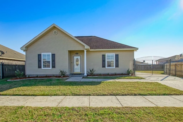 view of front facade with a front yard