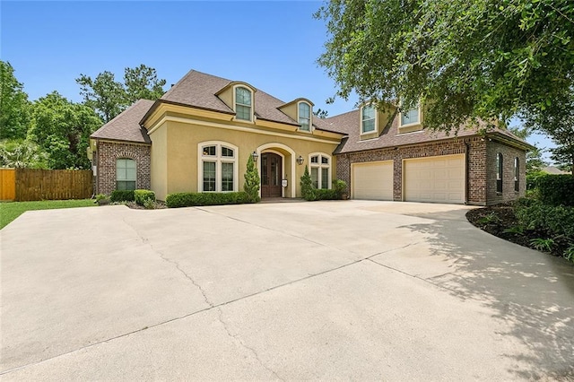 view of front facade featuring a garage