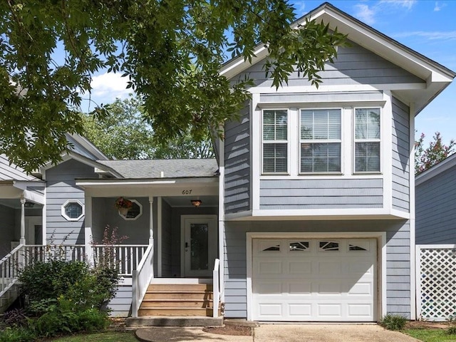 view of front facade featuring a garage