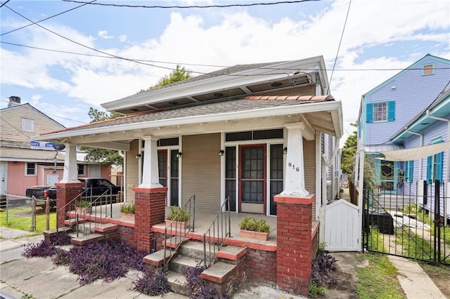 view of front of property