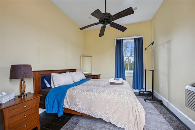 bedroom featuring ceiling fan