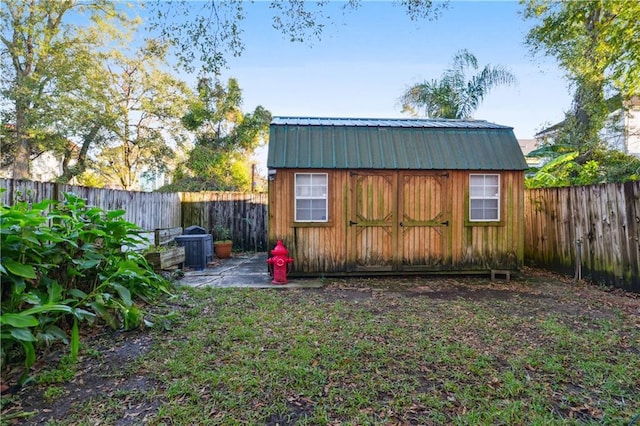 view of outbuilding