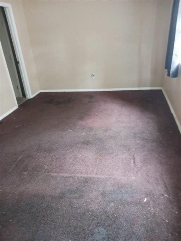 7112 Barrington Ct, New Orleans, LA 70128 - empty room with carpet