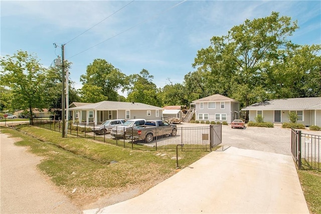 view of front of house