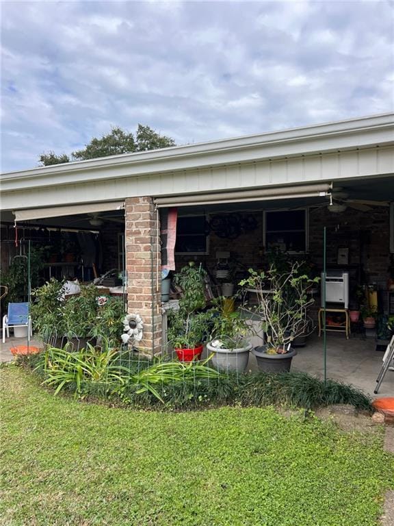 46 Donelon Dr, Harahan, LA 70123 - view of garage