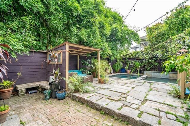 view of patio / terrace with an outdoor hangout area