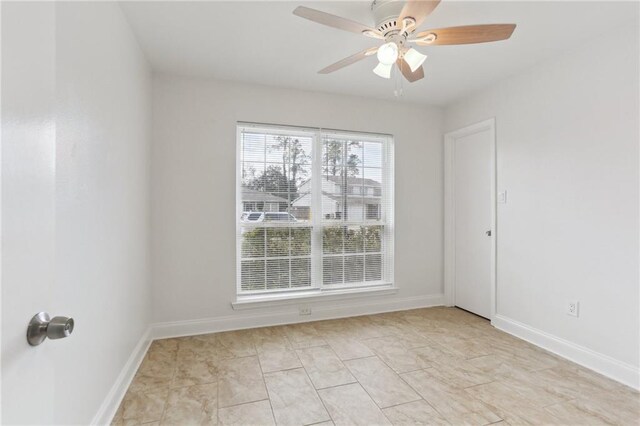 empty room with ceiling fan