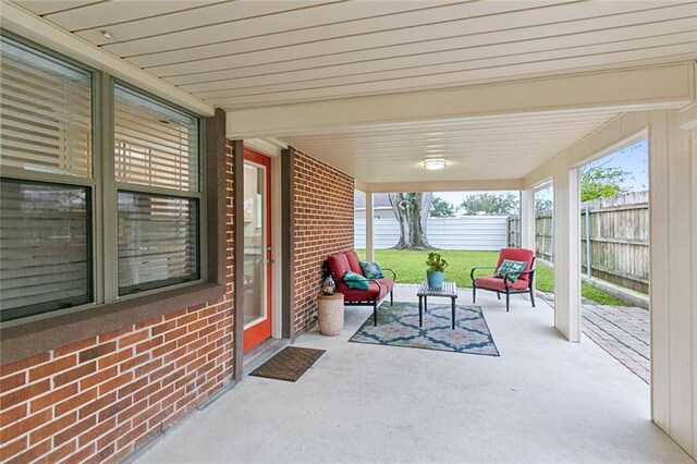 view of sunroom / solarium