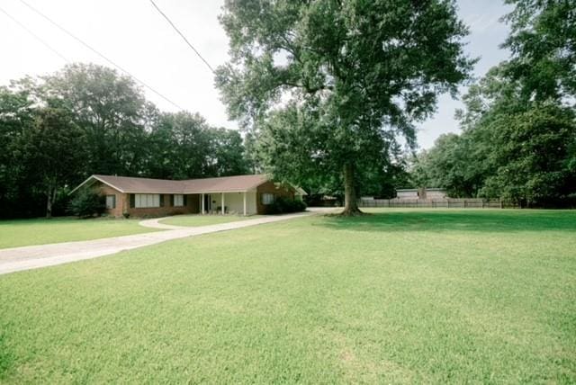 1005 W 5th St, Bogalusa, LA 70427 - view of yard