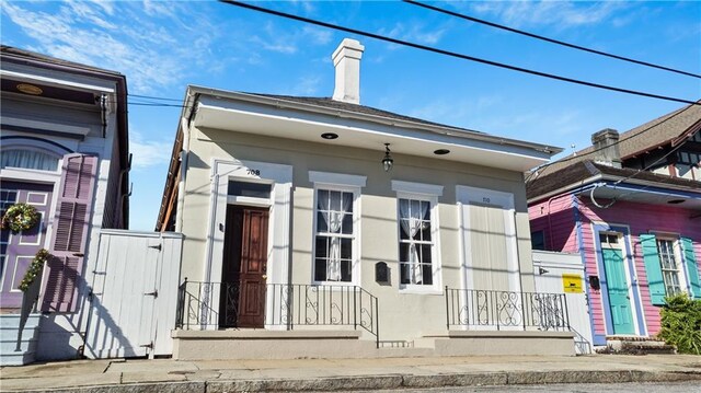 view of side of property