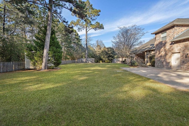 view of yard with a patio