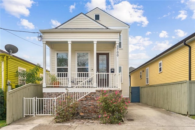 view of front facade featuring a porch