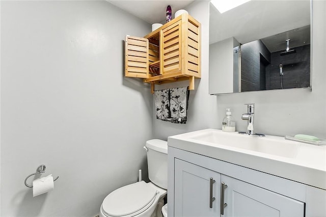 2301 Dauphine St, New Orleans, LA 70117 - bathroom with vanity and toilet