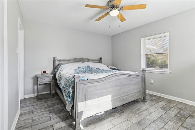 bedroom featuring ceiling fan