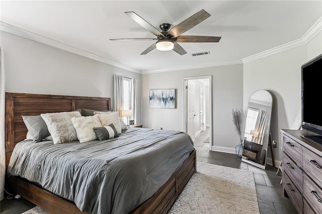 bedroom featuring visible vents, ceiling fan, baseboards, and ornamental molding