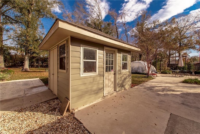 view of outbuilding