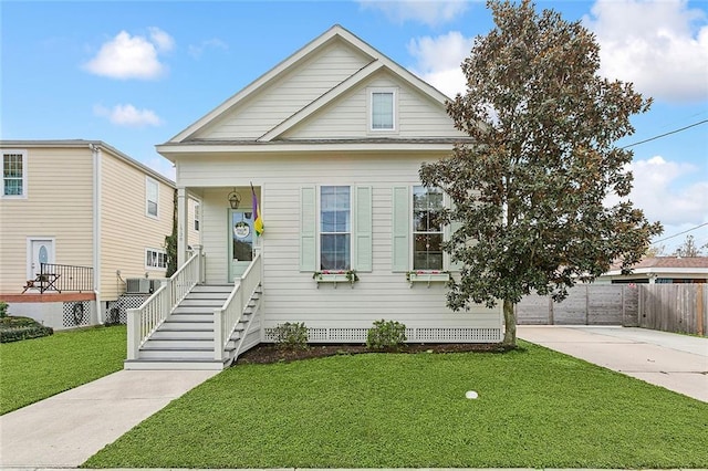 view of front of property with a front yard