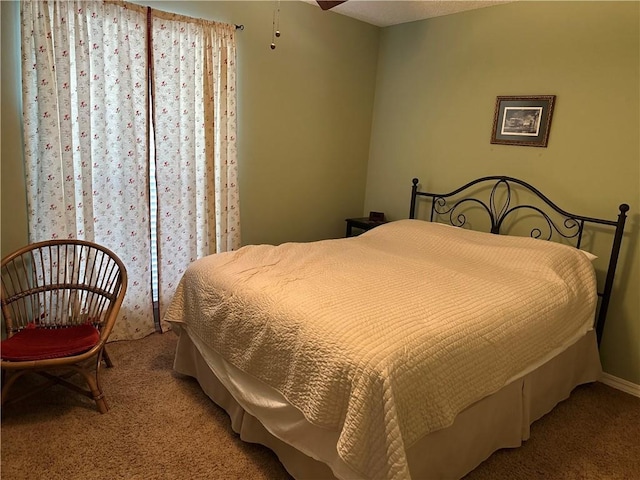 bedroom featuring carpet floors