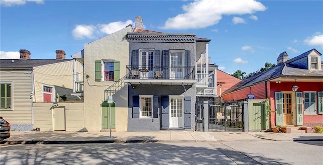 632 Burgundy St, New Orleans, LA 70112 - photo 1