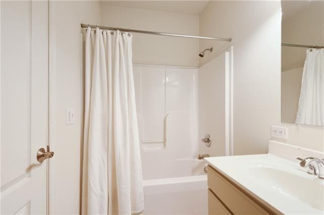 full bath with shower / bathtub combination with curtain and vanity