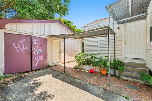 view of outbuilding