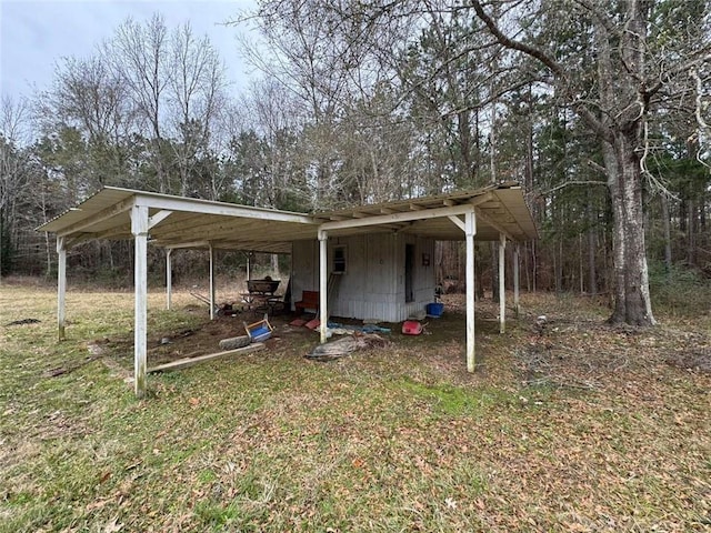 exterior space featuring a carport