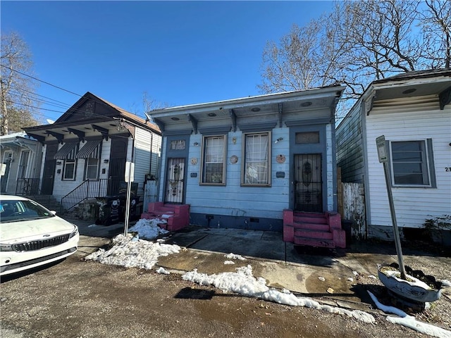 view of front of house