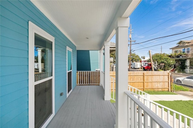 220406 Pauger St, New Orleans, LA 70116 - view of covered porch