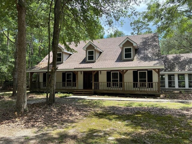 109 Lefleur Dr, Slidell, LA 70460 - view of front of property with a porch and a shingled roof