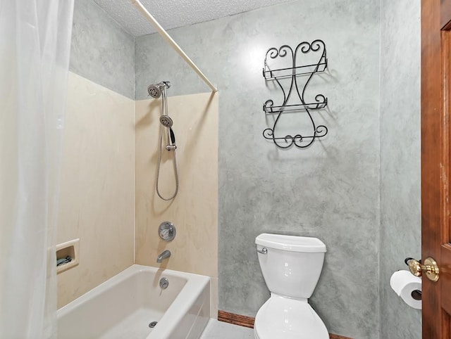 bathroom with toilet, a textured ceiling, and shower / bath combo with shower curtain