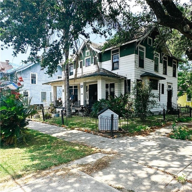 view of front of house