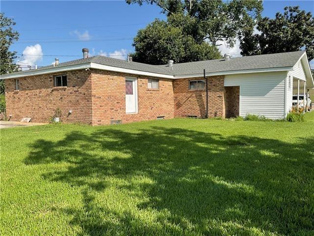 10791 River Rd, Ama, LA 70031 - back of property featuring a yard