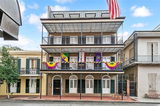 view of building exterior