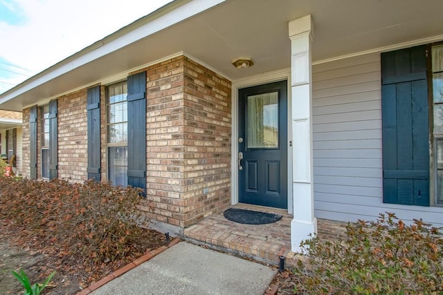 view of property entrance