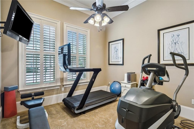 exercise room featuring ceiling fan