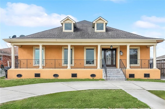 view of front of house featuring covered porch