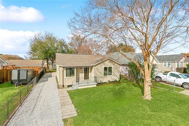 view of front of house with a front lawn