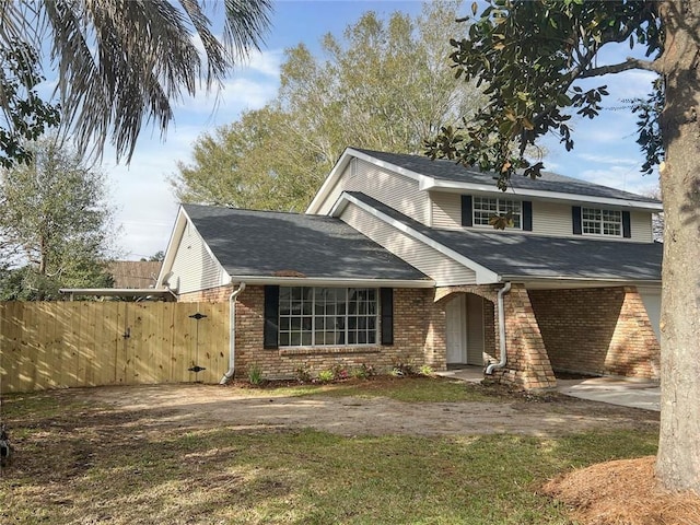 view of front of home with a front yard