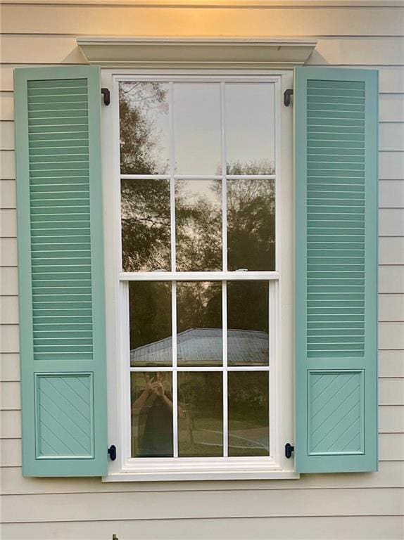 view of doorway to outside