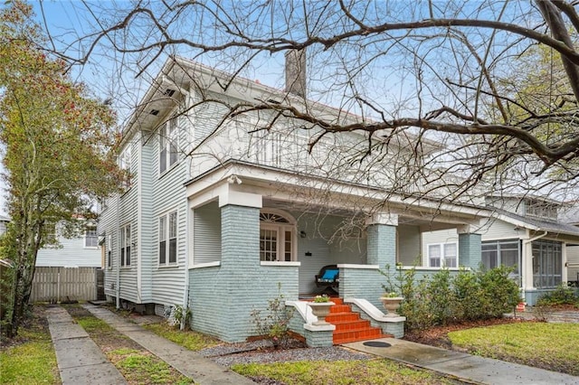 view of front of property