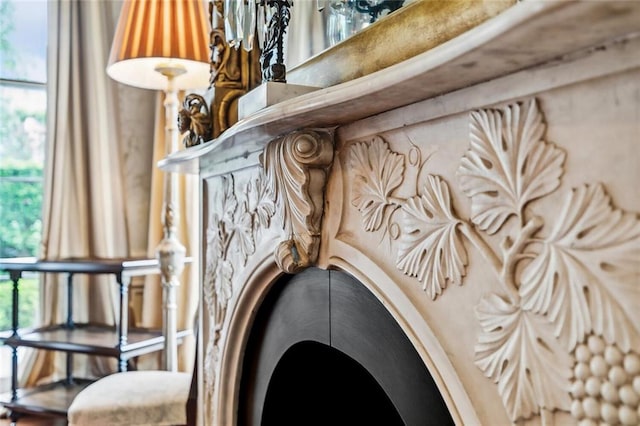 2425 Coliseum St, New Orleans, LA 70130 - view of interior details